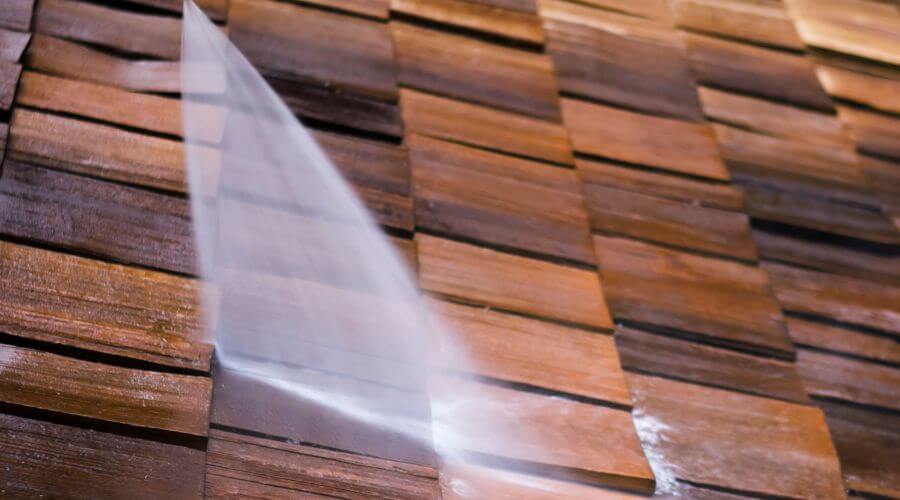 Professional gutter cleaning in New Hudson, MI